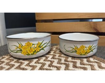 Vintage Enamelware Bowl Set Yellow Daffodil Floral Farmhouse Kitchen Decor