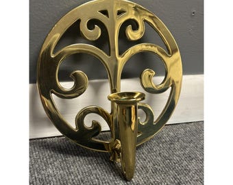 Vintage 8" Brass Virginia Metalcrafters 16-1 Wall Sconce Candle Holder Colonial