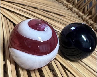 Vtg Glass Eye Studio GES Art Glass Paperweight Raspberry Swirl Navy Stars Set 2