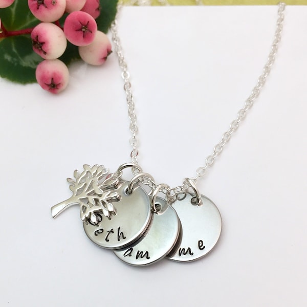Family Tree Names Necklace, 2, 3 or 4 Family Names, Tree of Life Keepsake Necklace, Family Keepsake Gift