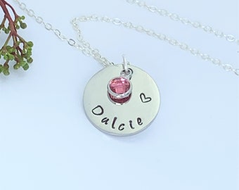 Collier avec prénom et pierre de naissance Coeur Bijoux pour enfants Anniversaire personnalisé Cadeau Saint-Valentin Remplisseur de bas de Noël Vendeur britannique