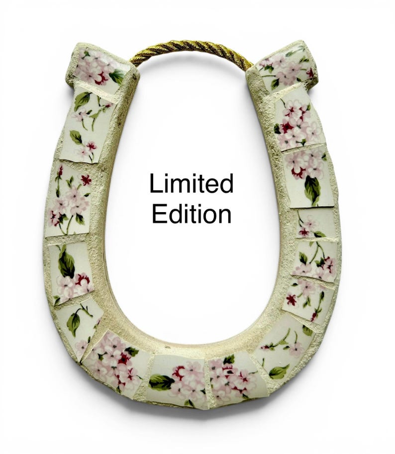 Horseshoe Mosaic, Equestrian Decor, Housewarming Gift, Horse Owner Gift, Wall Art Decor PinkHydrangea/gold