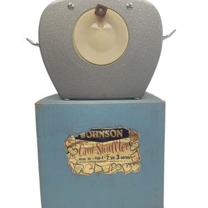 Johnson Hand Cranked Card Shuffler Model 50 for 1, 2 or 3 Decks Original Box