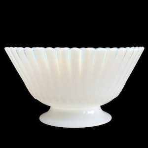 MacBeth Evans Petalware Monax White Low Sherbet Dessert Fruit Cup