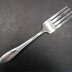 Wm Rogers MFG Co. Original Silverplate Salad Dessert Fork 6.25in