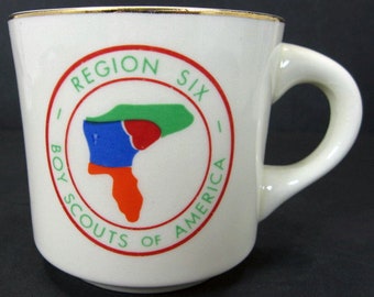 Boy Scouts of America Region 6 Red Circle 4 States 11oz Coffee Mug BSA Gold Rim