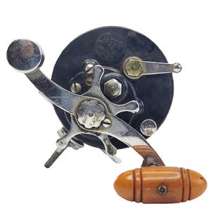 Moulinets de pêche anciens ( lot de 5 pièces