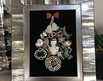 Vintage Jewelry Christmas Tree 8”x10”