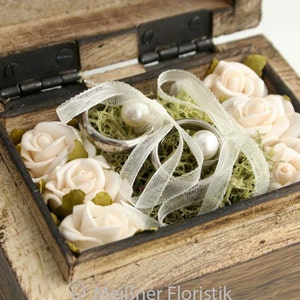 Ring cushion / ring box / ring box / wooden box