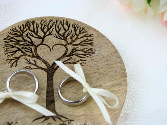 Personalized Ring Pillow Wood, Alternative Ring Pillow Made of