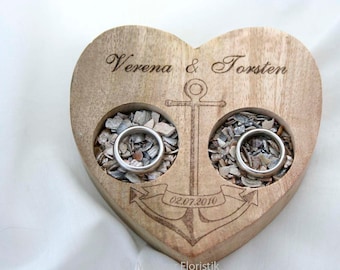 Ring cushion wooden heart small with maritime engraving