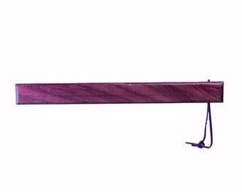 Paleta de madera para azotes en PurpleHeart