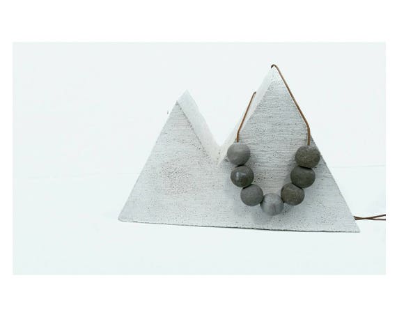 Concrete Planter,Air Plant,Air Planter,Air Plant Holder, Modern Mountain, Wanderer, Minimalist Style,Jewelry Display,Mountain Lover