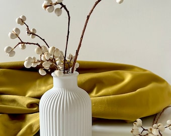 Small Bud Vase/White Concrete Vase