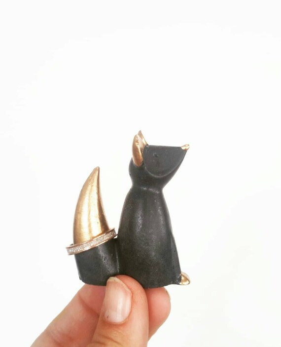Fox Ring Cone, Fox Ring Holder, Fox Decor, Ring Holder, Jewelry Display, Fox, Jewelry Dish, Ring Dish, Ring Cone