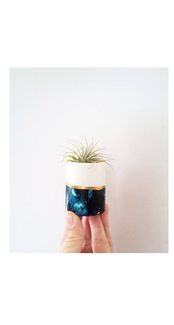 Concrete Galaxy Mini Planter,Air Plant Holder, Modern Metallic planter,Succulent Planter, Indoor Planter, Desk planter, blue decor