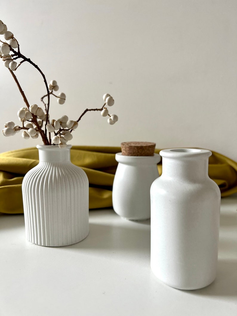 Small Bud Vase/White Concrete Vase image 7