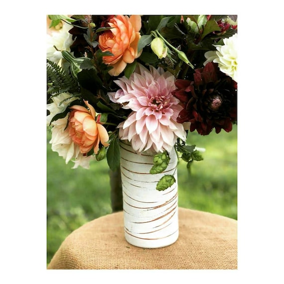 Concrete Vase/Flower Vase/Concrete decor/Industrial decor/Modern home/Centerpieces/Floral Arrangement/Home Decor