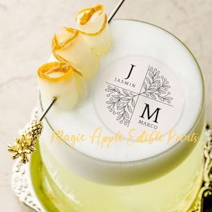 Wedding Monogram Cocktail Topper: Edible Sugar Drink Decoration image 1
