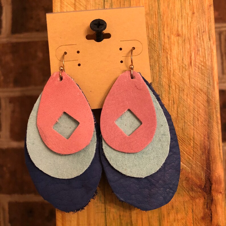 Leather teardrop earrings