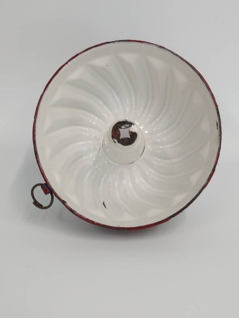 Vintage Red Enamel Bundt Pan Jello Mold With Ring for Hanging Etsy