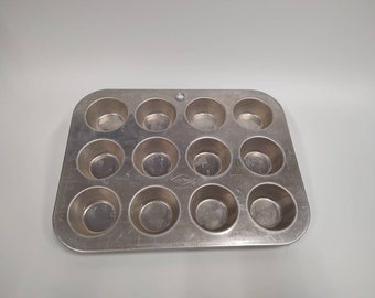 Vintage West Bend Mini Muffin Pan, Alluminio 12 Mini Cupcake Pan made in USA, Organizzazione di case coloniche riadattate