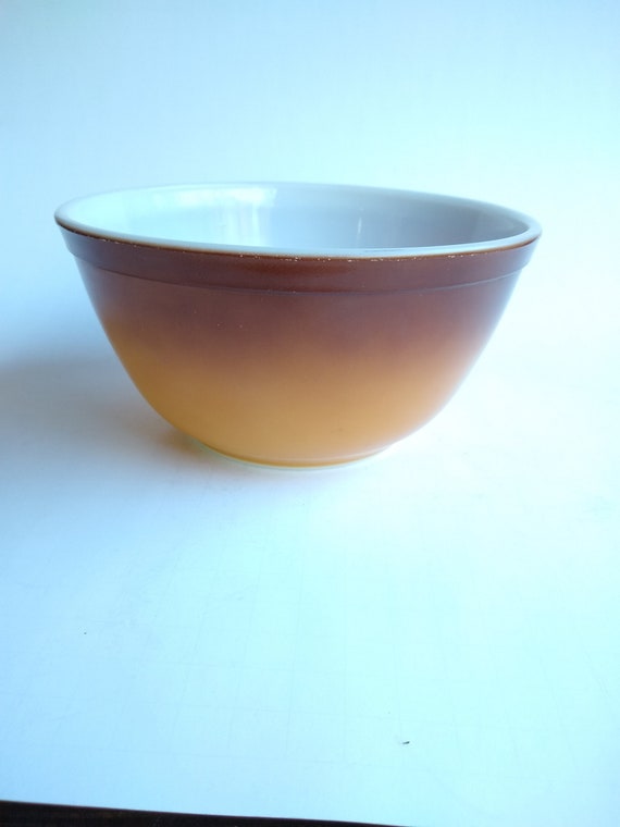 Vintage Pyrex Old Orchard 1 1/2 Quart Mixing Bowl, Pyrex Brown Ombre  Nesting Bowl, Small Brown/orange Pyrex Bowl 