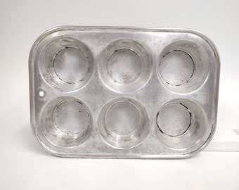 Indossa Ever Muffin Pan 6 Count Cupcake vintage in alluminio # 2754 Arredamento casale riproposto