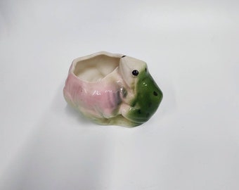 Frog with Lilly Pad Flower Planter Vintage Lotus Flower Frog Planter