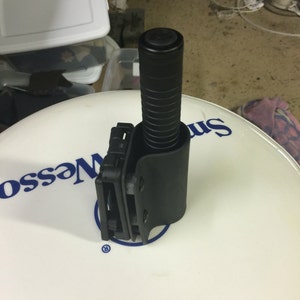 Kydex adjustable retention Flashlight Holder image 2