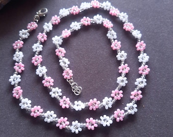 Daisy Seed Bead Necklace : Dainty Pink & White Floral | Handmade Bohemian Jewelry