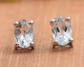 Aquamarine Stud Earrings, Tiny Aquamarine Studs, Aquamarine Jewelry, Solitaire Earrings, March Birthstone, Minimalist Earrings, Dainty Studs