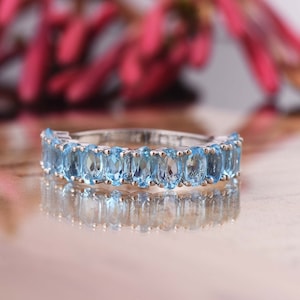 Alliances suisses naturelles en topaze bleue, demi-alliances en topaze bleue, alliances en argent 925 à empiler, alliance assortie, cadeau d'anniversaire pour elle.