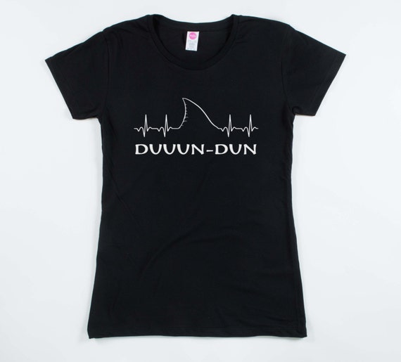 Women/'s Dun Dun Dun Cool Graphic Shark T Shirt Great White Jaws Ladies Fish Tee