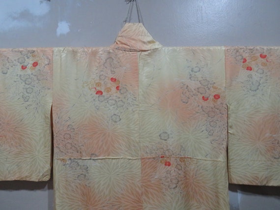Vintage Japanese kimono soft orange and yellow co… - image 2