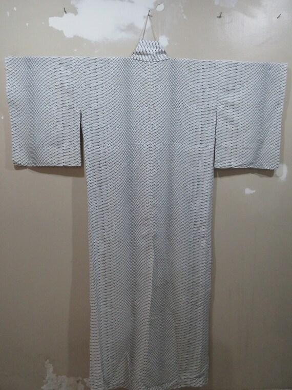 Vintage Japanese kimono white color abstract patt… - image 4