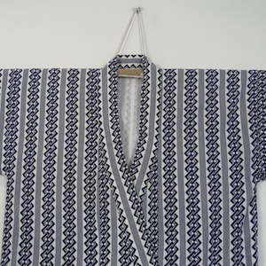 Vintage Japanese cotton yukata white blue color various shapes pattern kimono robe nightwear 16JUNE23-01