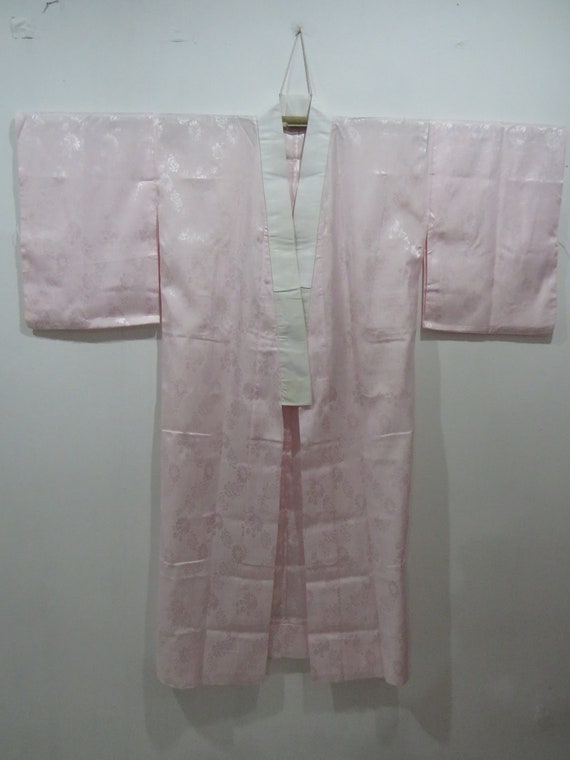 Vintage Japanese kimono soft pink color flower pa… - image 3