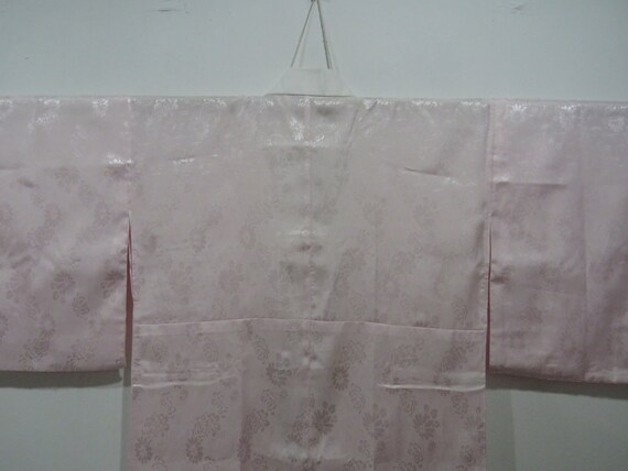 Vintage Japanese kimono soft pink color flower pa… - image 2