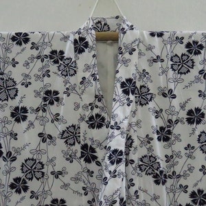 Vintage Japanese cotton yukata white and blue color flower pattern kimono robe nightwear 29JANUARY01-14