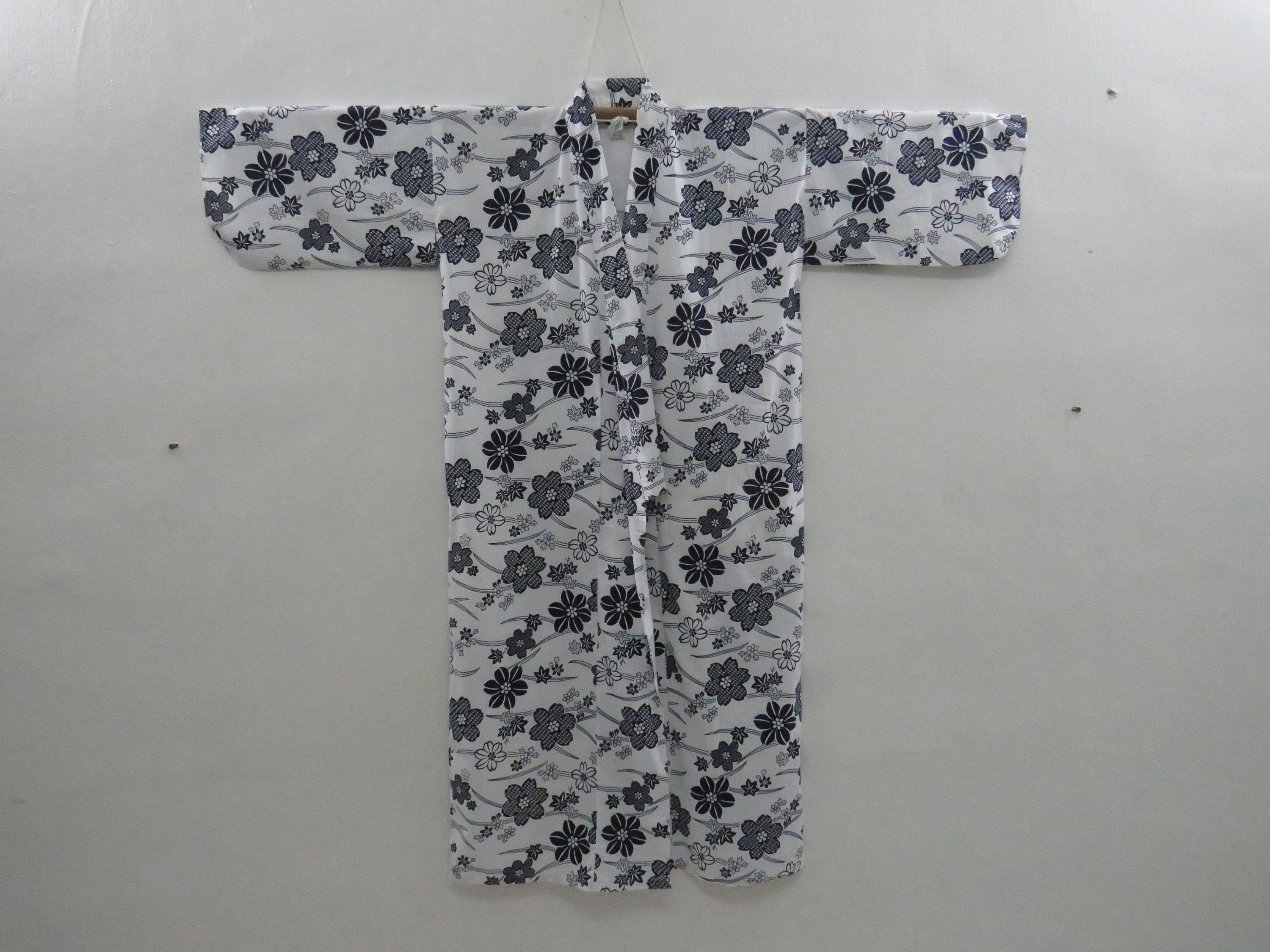 Vintage Japanese Cotton Yukata White Blue Color Flower Pattern