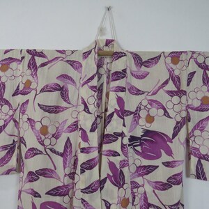kimono japonais vintage couleur babeurre et violet à motif abstrait kimono robe de nuit 23JUNE-03