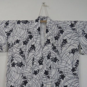 Vintage Japanese cotton yukata white and dark blue color flower pattern kimono robe nightwear 29MAY23-13