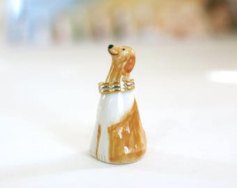 Dog ring cone/Jewelry ring cone/Ceramic ring holders/Animal ceramic jewelry stand/Miniature Sculpture/Handmade ceramics/Ring Accessory