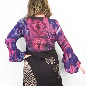 Tie-Dye Cropped Cardigan Wrap Flared Bell Sleeve and Tie Closure - Indigo Blue