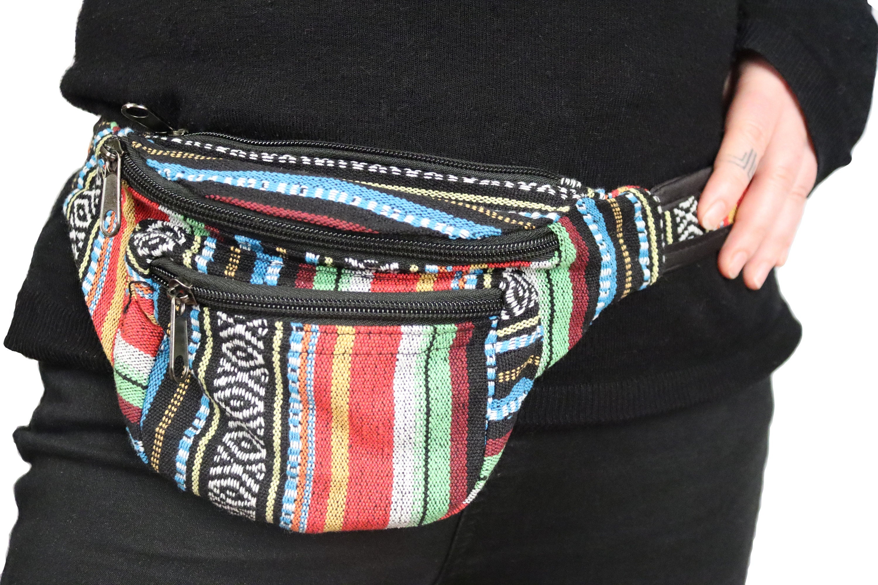 Borse e borsette Marsupi e borsette da cintura Borsa in stile hippie con cinturino regolabile 3 tasche vegan friendly realizzata con fibre di canapa 