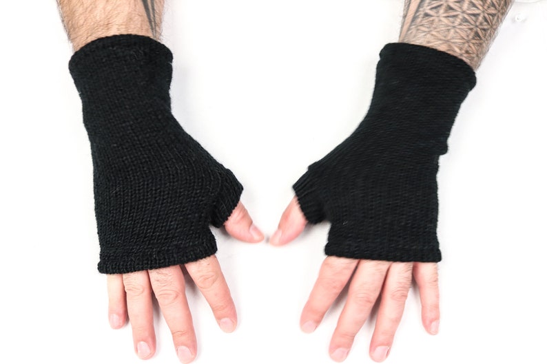 Chauffe-poignets noirs doublés de polaire en laine tricotée chauffe-mains unisexe Boho mitaines sans doigts image 5