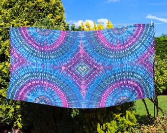 Tie-Dye Sarong Scarf Throw Psychedelic Peacock Decorative Wall Hanging Holiday Cover Up Beach Bikini Wrap