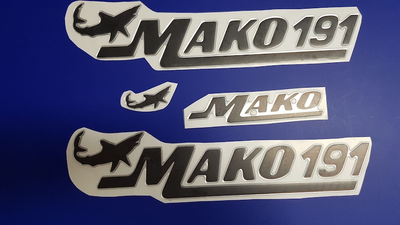 FREE FAST delivery DHL express mako boat emblems 26/" chrome black raised dec