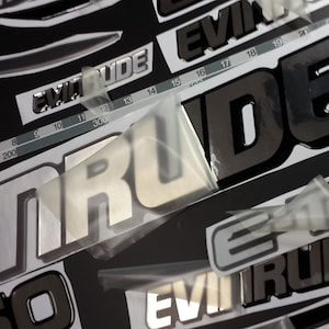 Evinrude-bootemblemen 150 chroomzwart + GRATIS SNELLE levering DHL Express - Stickersset - Grafische sticker